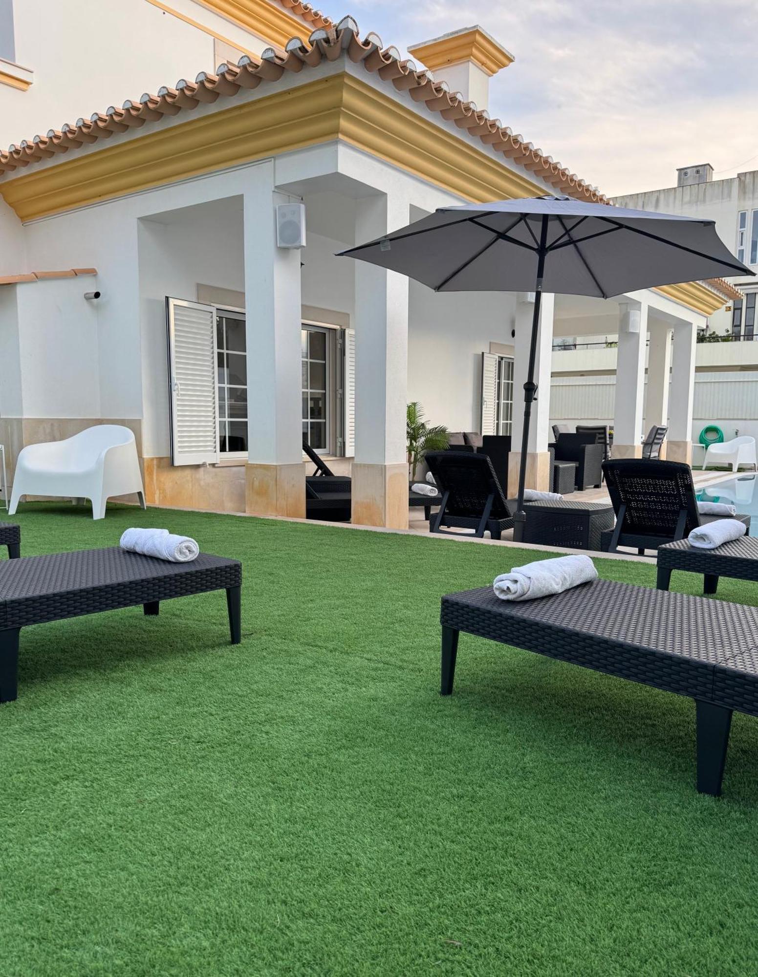 Villa Bonita Guesthouse Albufeira Old Town Eksteriør billede
