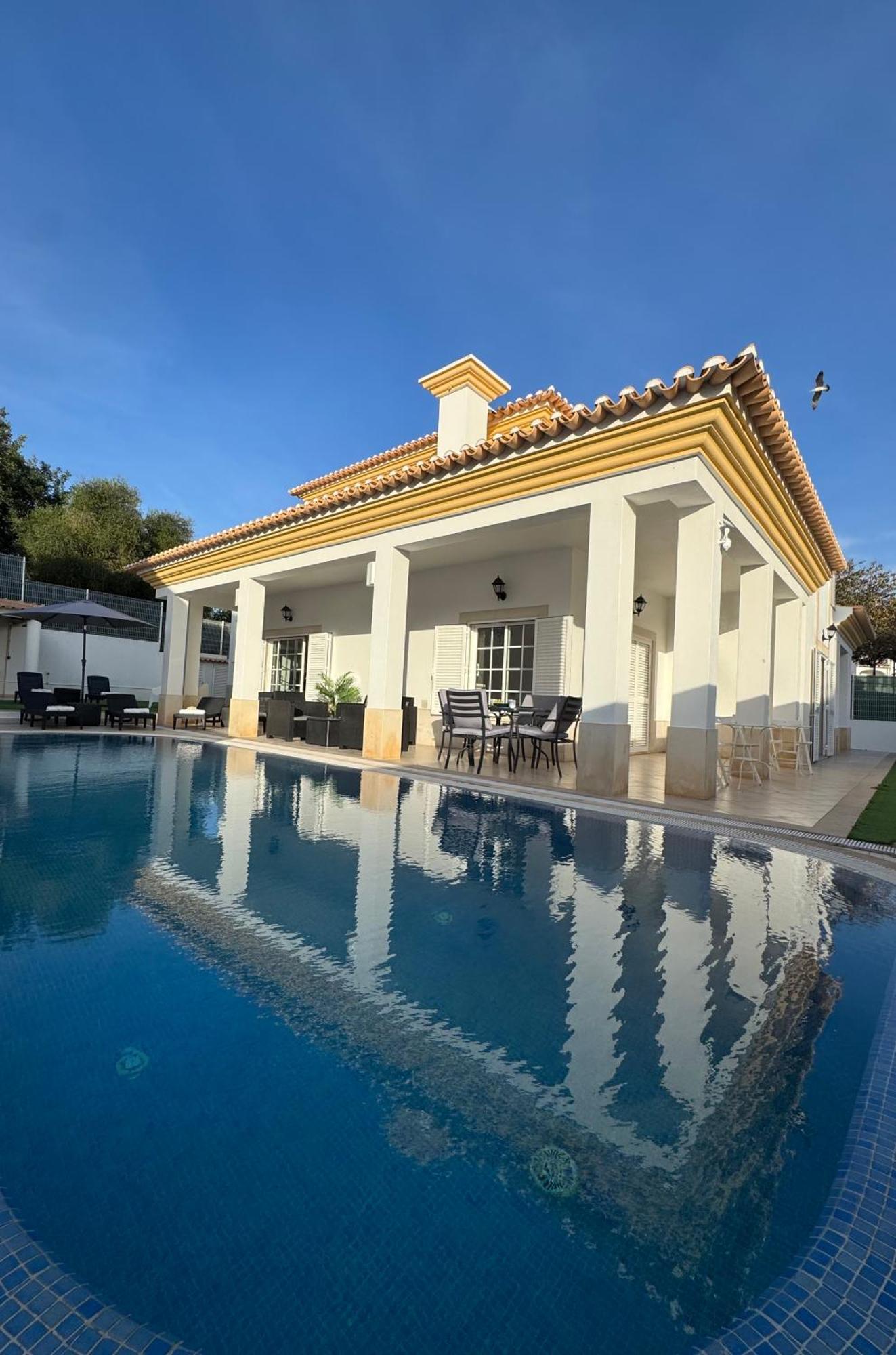 Villa Bonita Guesthouse Albufeira Old Town Eksteriør billede